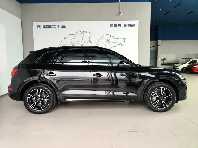 Audi Q5L — Фото автомобиля 3