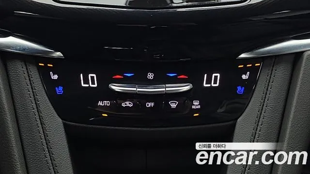 Cadillac XT6 — Фото автомобиля 16