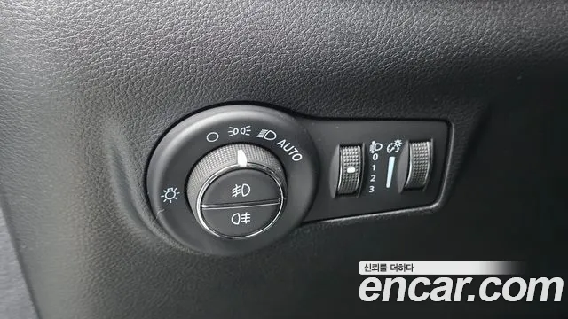 Jeep Compass 2nd Gen — Фото автомобиля 20