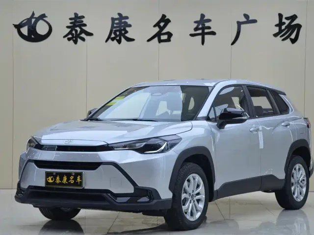 Фотография автомобиля — Toyota Frontlander