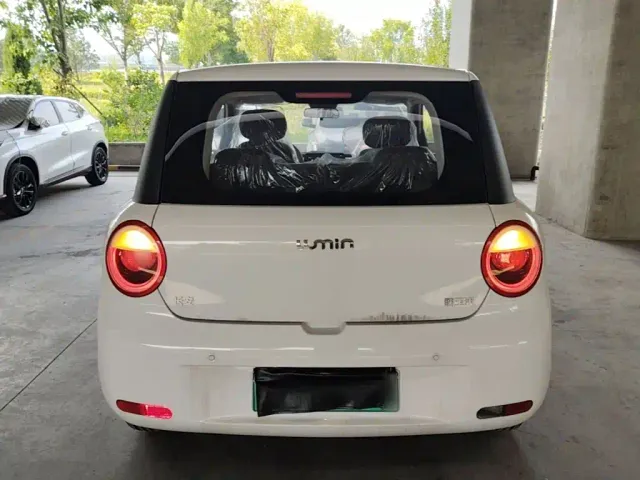 Changan Lumin — Фото автомобиля 3