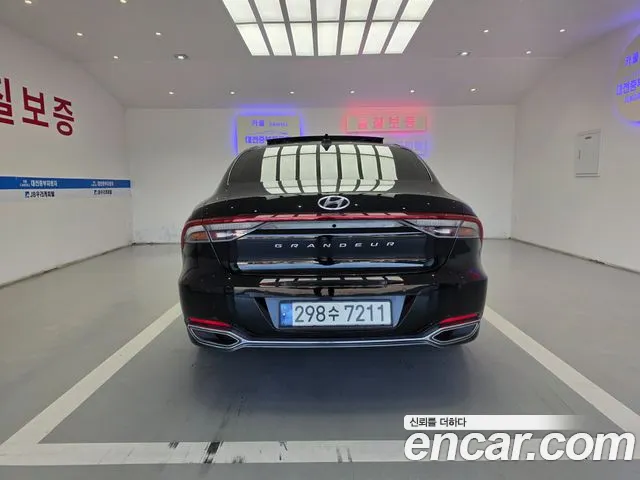 Hyundai Grandeur — Фото автомобиля 4