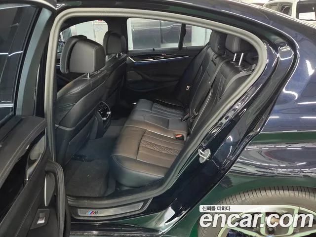 BMW 5 Series G30 — Фото автомобиля 6