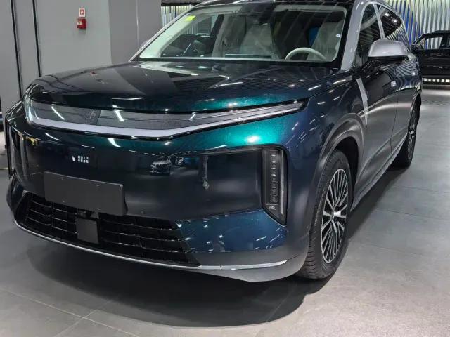 Фотография автомобиля — BYD Dynasty-D