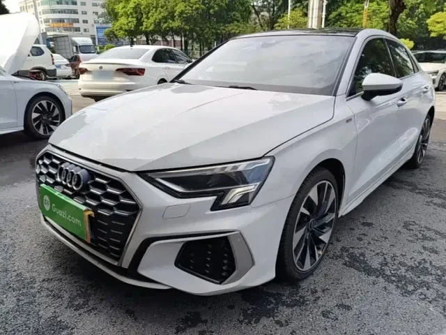 Фотография автомобиля — Audi A3