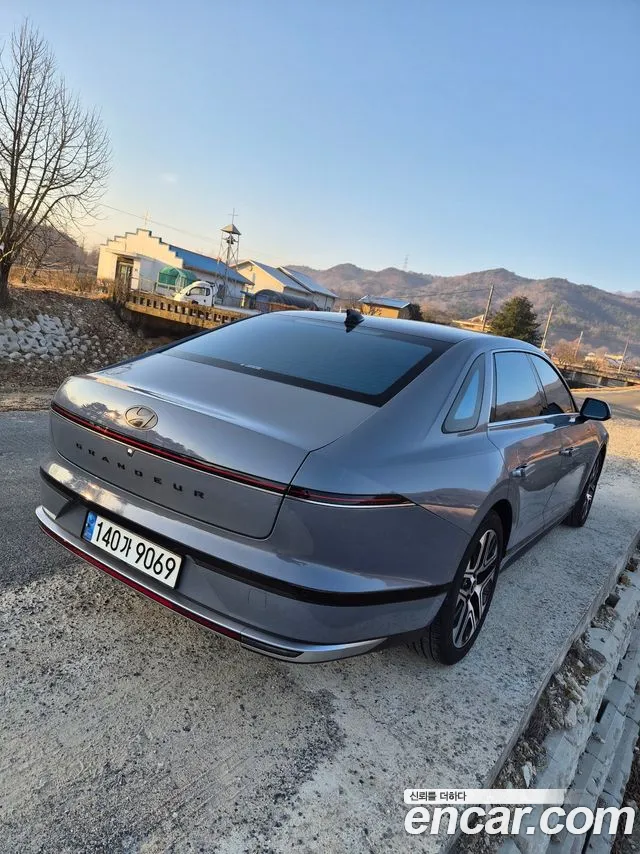 Hyundai Grandeur GN7 — Фото автомобиля 6