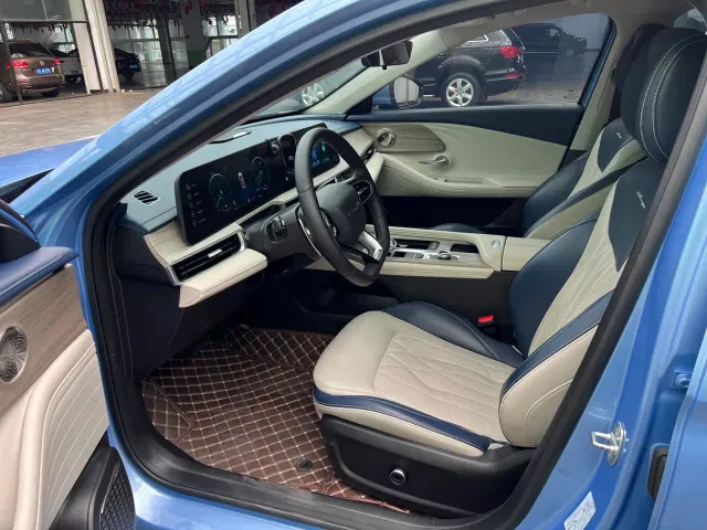 Chery Arrizo 8 — Фото автомобиля 4