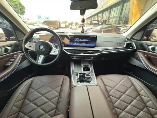 BMW X5 — Фото автомобиля 6