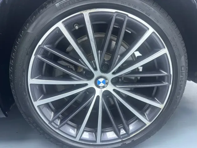 BMW BMW 5 Series 2023 Facelift 530Li Leading M Sport Package — Фото автомобиля 10
