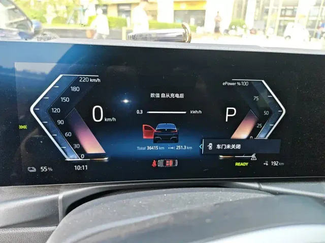 BMW i3 — Фото автомобиля 12