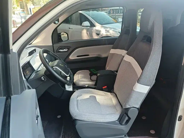 Wuling Hongguang Mini EV — Фото автомобиля 14