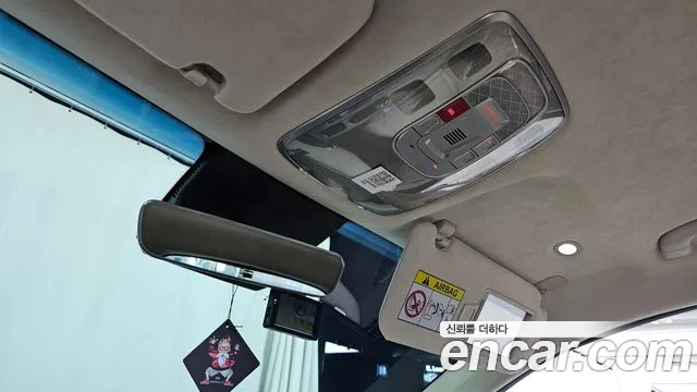Genesis GV70 — Фото автомобиля 23
