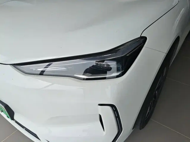 Geely Galaxy E5 — Фото автомобиля 23