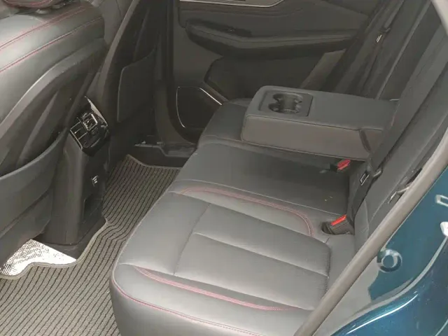 Forthing T5 Evo — Фото автомобиля 16