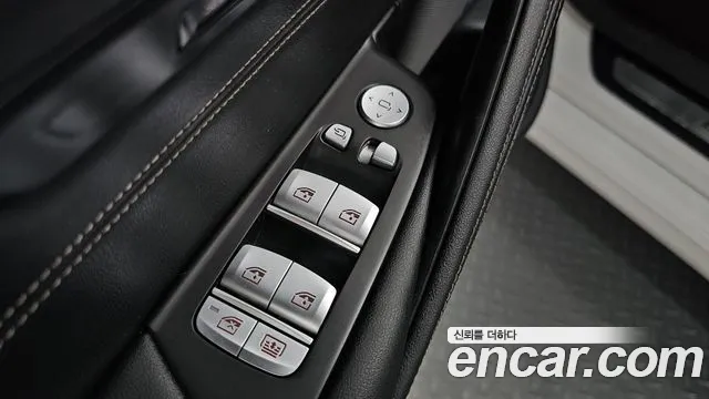 BMW 5-Series 5 серия (G30) 530i xDrive Luxury — Фото автомобиля 24
