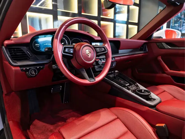 Porsche 911 — Фото автомобиля 14