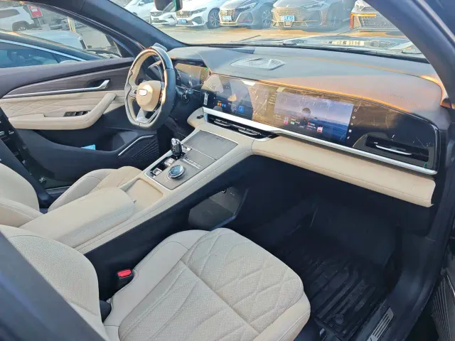 Geely Xingyue L — Фото автомобиля 10