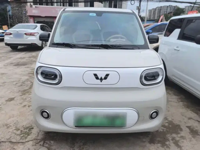 Wuling Hongguang Mini EV — Фото автомобиля 2