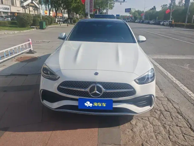 Mercedes-Benz C-Class — Фото автомобиля 2