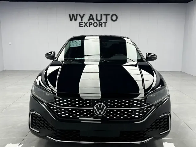 Volkswagen Passat — Фото автомобиля 2