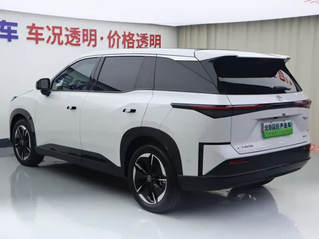 Toyota BoZhi 3X — Фото автомобиля 21