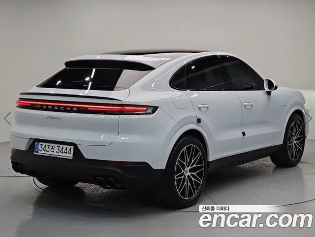 Porsche Cayenne PO536 — Фото автомобиля 4