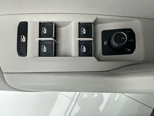 Volkswagen T-Cross — Фото автомобиля 12