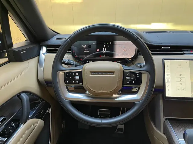 Land Rover Range Rover — Фото автомобиля 11