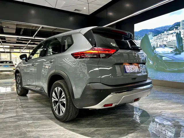 Nissan X-Trail — Фото автомобиля 7