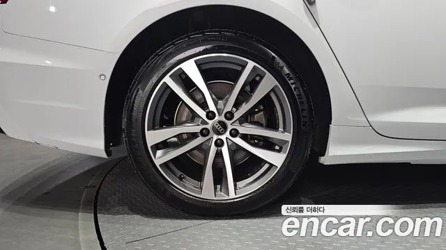 Audi A6 45 TFSI Premium — Фото автомобиля 5