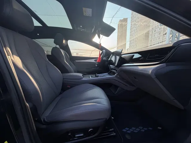 BYD Seal 07 DM-i — Фото автомобиля 17