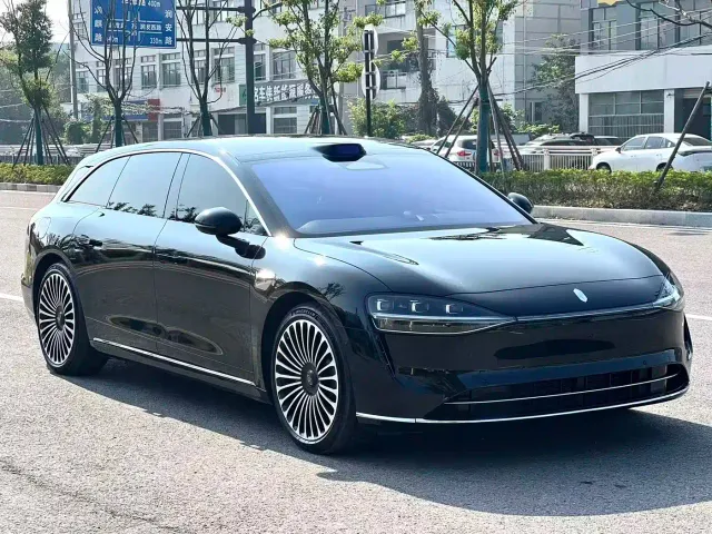 Stelato S9T — Фото автомобиля 3