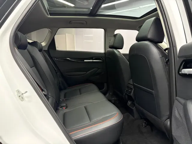 Kia Seltos — Фото автомобиля 14