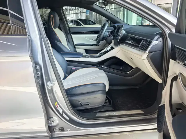 BYD Song PLUS — Фото автомобиля 18