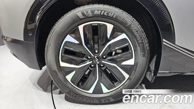 Kia EV6 — Фото автомобиля 5