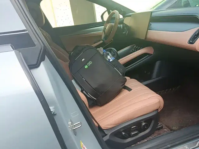 BYD Song L EV — Фото автомобиля 24