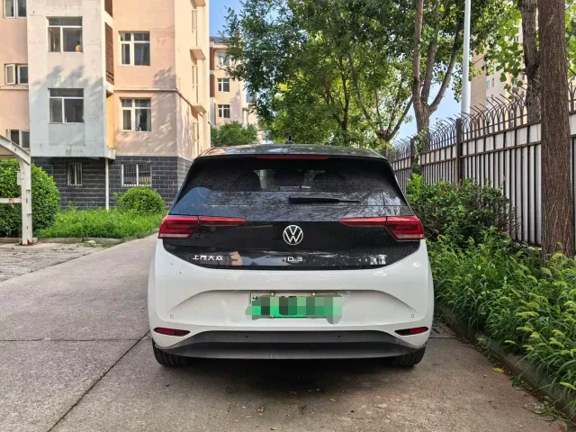 Volkswagen ID.3 — Фото автомобиля 9