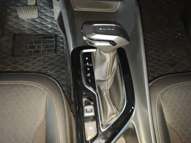 Buick Verano — Фото автомобиля 13