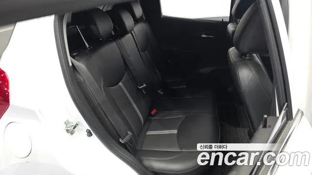 Chevrolet Spark — Фото автомобиля 18