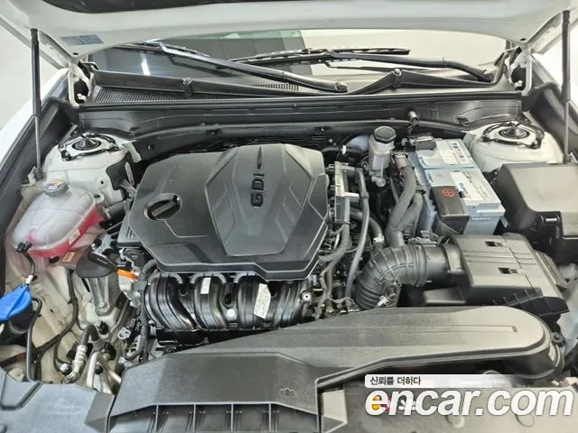 Hyundai Grandeur GN7 — Фото автомобиля 16