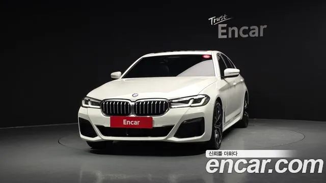 BMW 5-Series 5 серия (G30) 530i xDrive M Sport — Фото автомобиля 3