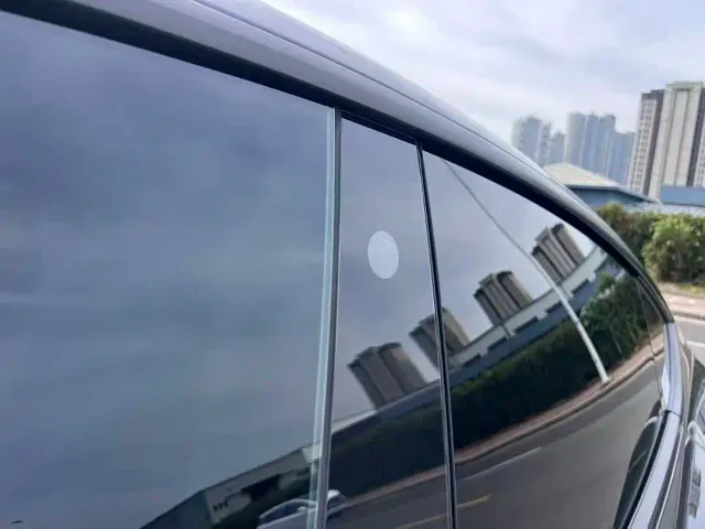 Tesla Model Y — Фото автомобиля 13