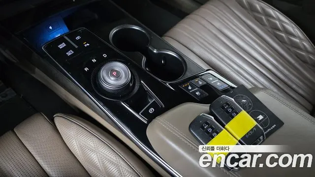 Kia K8 Hybrid — Фото автомобиля 9