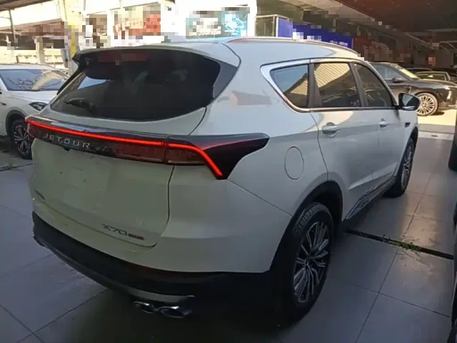 Jetour X70 Plus — Фото автомобиля 6