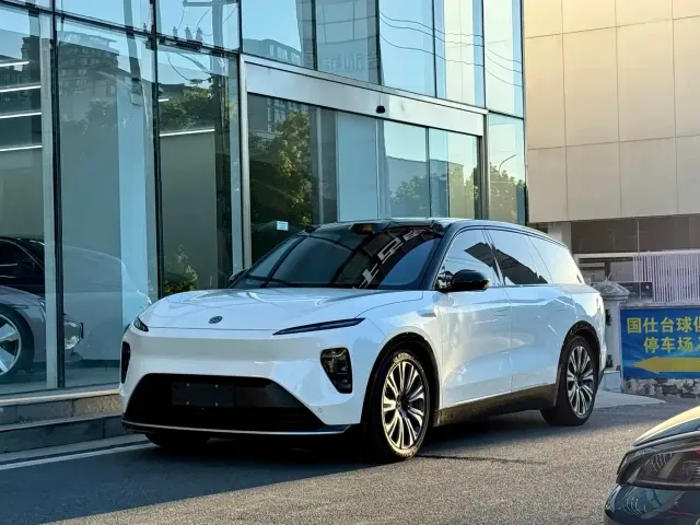 Фотография автомобиля — Nio ES8