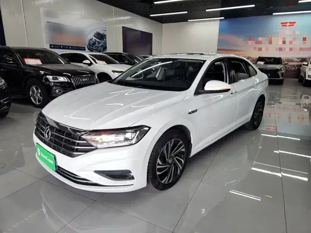 Фотография автомобиля — Volkswagen Sagitar