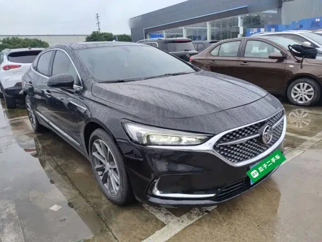 Buick LaCrosse — Фото автомобиля 3