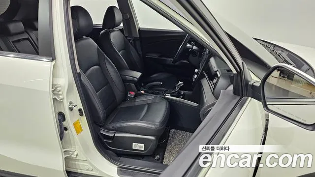 KG_Mobility_Ssangyong TIBOLI Very New Tivoli Бензин 1.5 2WD — Фото автомобиля 10