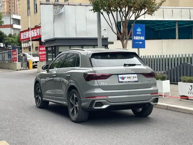 Audi Q3 — Фото автомобиля 4