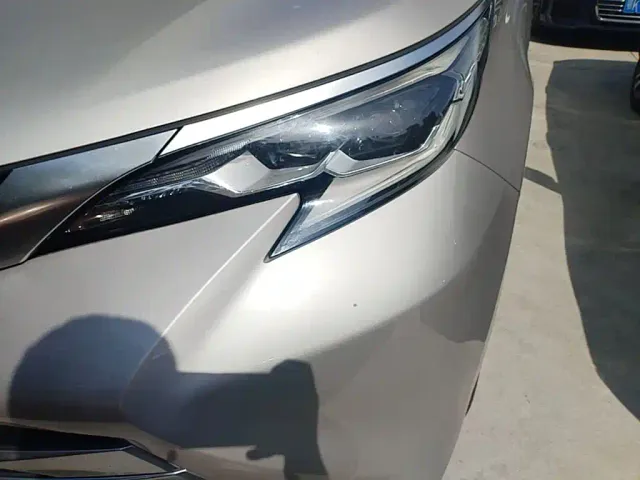 Toyota Sienna — Фото автомобиля 17